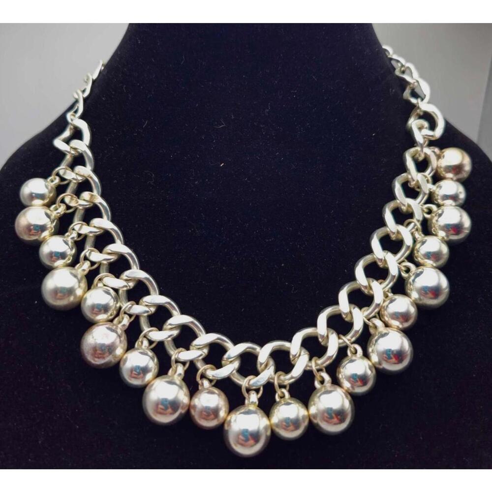 Silver Tone Ball Pendant Chunky-Chain-Chocker 18" Inch